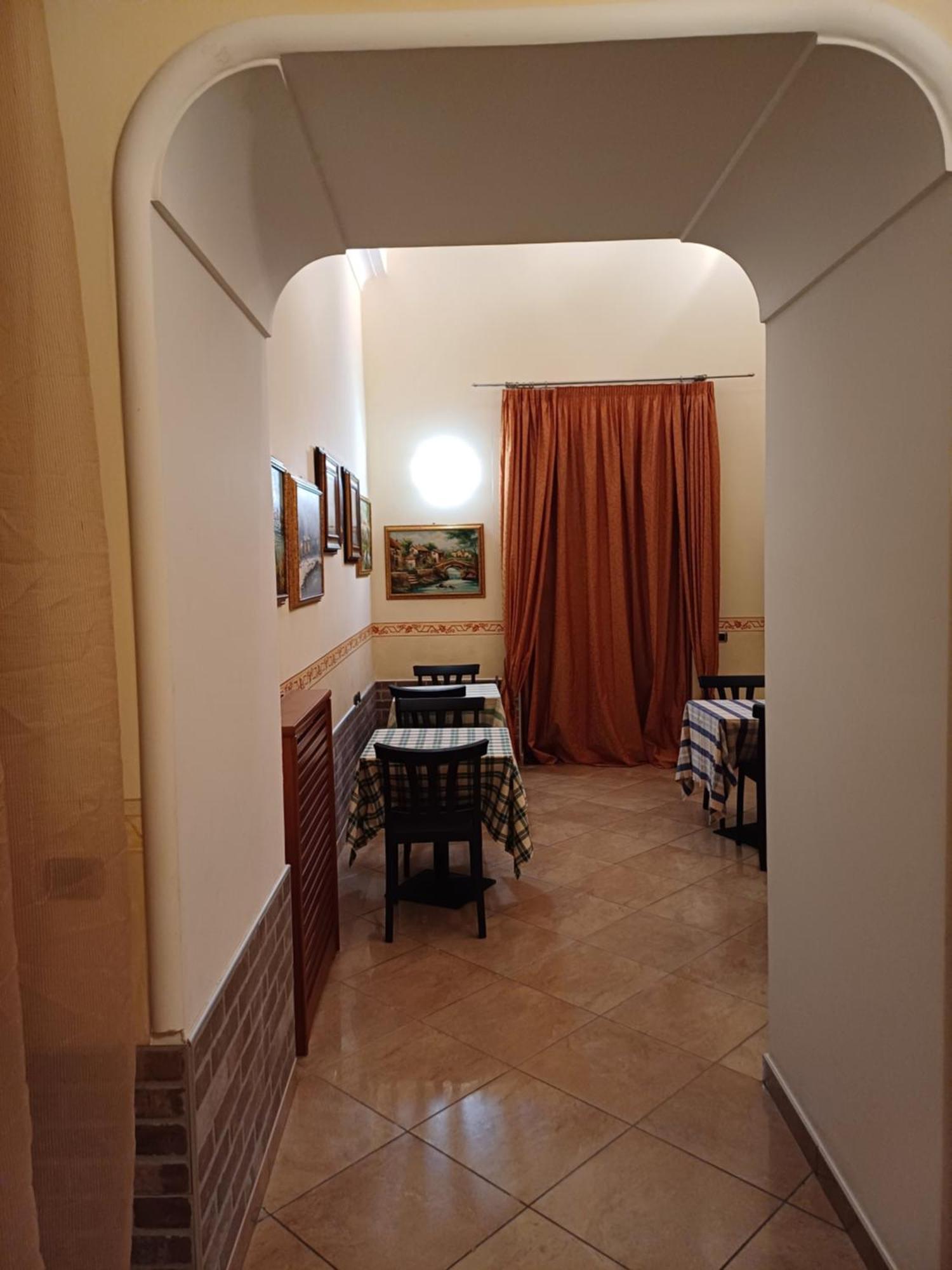 Auberge de jeunesse Town *